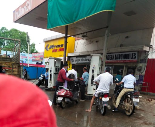 Modern Automobiles Indian Oil Petrol Pump