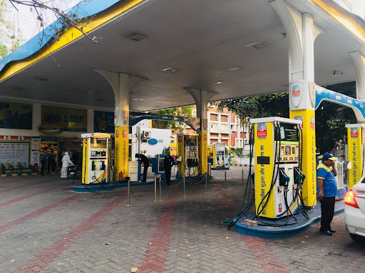 BPCL Petrol Pump Auto Service Station