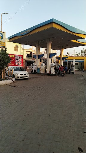 Bharat Petroleum, Petrol Pump -Chawla Service Station