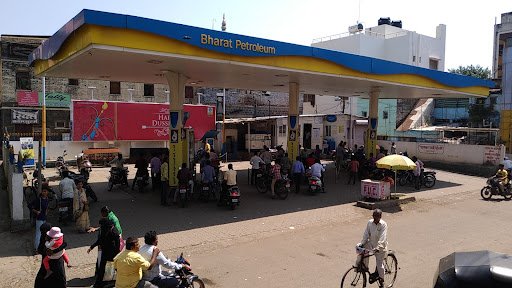 Chadchankar Petrol Pump