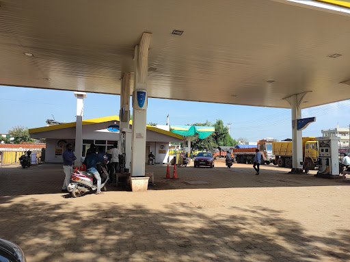 Bharat Petroleum, Petrol Pump -P. Vishwanatham