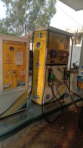 Bharat Petroleum Petrol Pump , POLICE PARIVAAR FUEL CARE G NAGAR