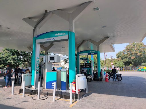 Reliance Petrol - Diesel - Gas Station