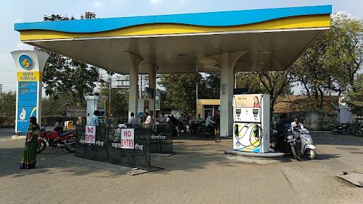 Police Kalyan Petrol Pump
