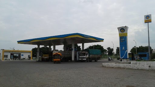 Paras Petrol pump
