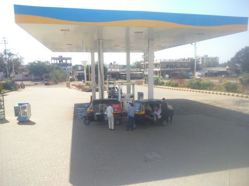 SINDHUTAI PAWDE PETROLEUM & CNG