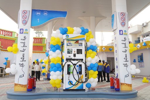 Vishnu Nidhi Urga Kendra Company control Pump BPCL