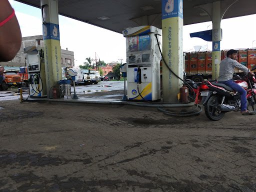 Bharat Petroleum, Petrol Pump -Maa Auto Centre