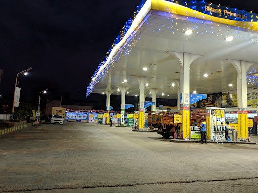 Bharat Petroleum, Petrol Pump -Shri Kannan Departmental Stores CNG