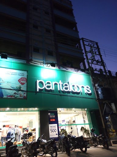 Pantaloons (Netaji Road, Khagra, Behrampore)