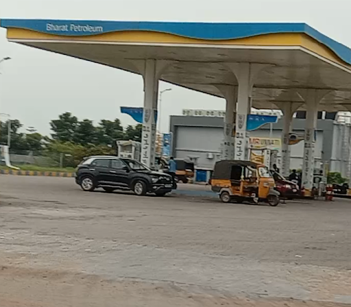 Bharat Petroleum, Petrol Pump -Alugunurs Fuel Station