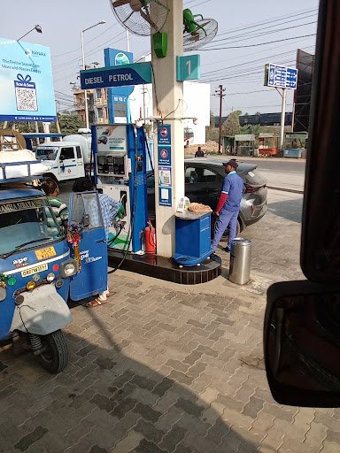 Nayara-Nahak Filling Station