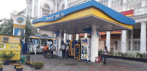 Bharat Petroleum, Petrol Pump -National Service Station