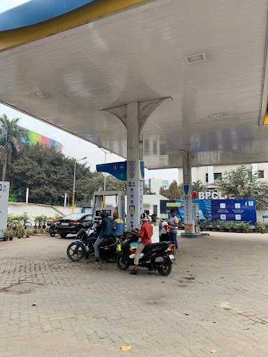 Bharat Petroleum, Petrol Pump -Auto Fuel & Services