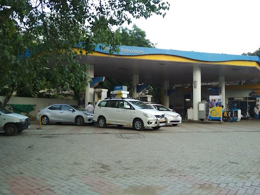 Bharat Petroleum, Petrol Pump -Stadium Service Stn.