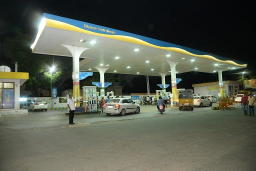 Bharat Petroleum, Petrol Pump -Hira Service Station