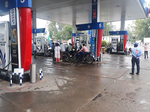 CAPT SUNIL FILLING STATION