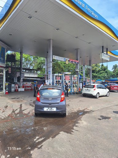 Bharat Petroleum, Petrol Pump -Fuels Centre
