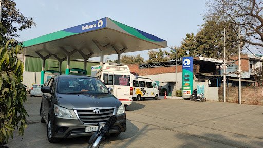 Reliance Petrol Pump